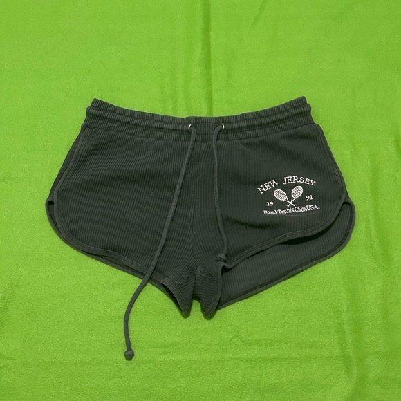 grey lounge shorts - Picture 1 of 6
